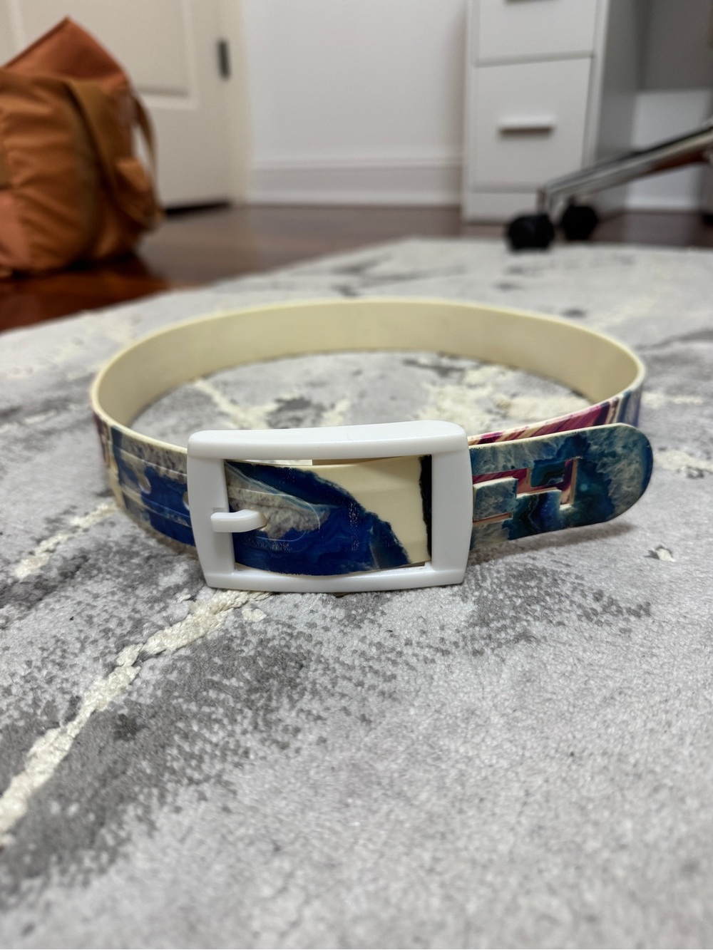 C4 multicolor belt